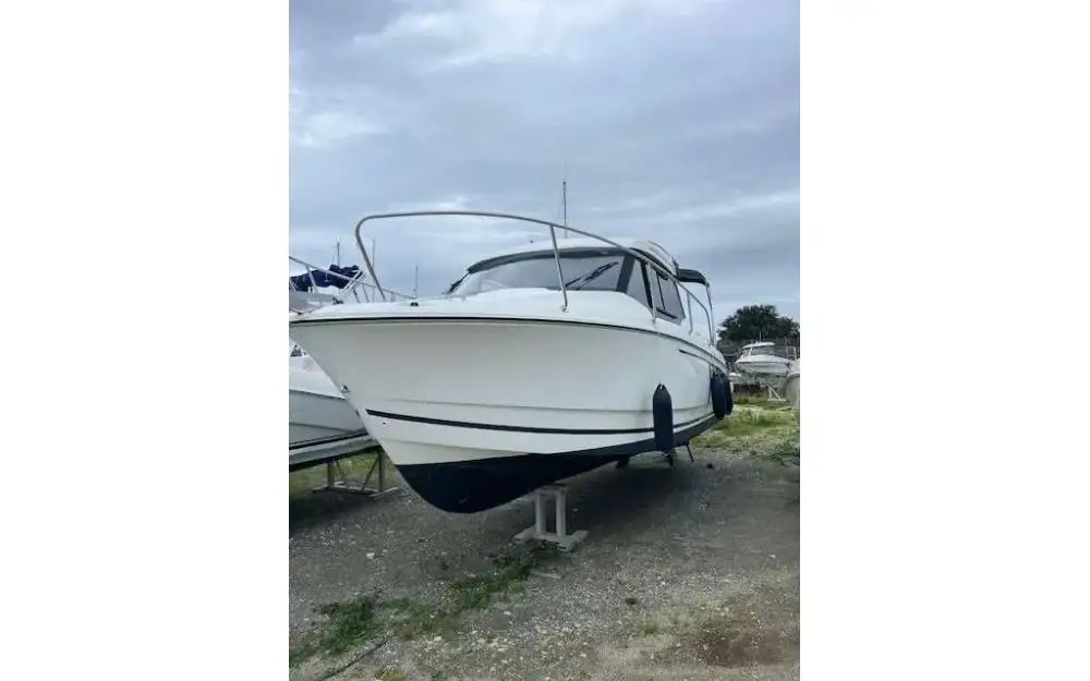 slider 1 Jeanneau Merry Fisher 795 Serie 2