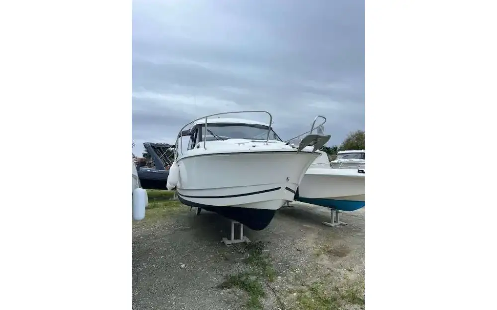 slider 2 Jeanneau Merry Fisher 795 Serie 2