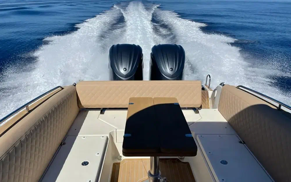 slider 8 Capelli Tempest 1000