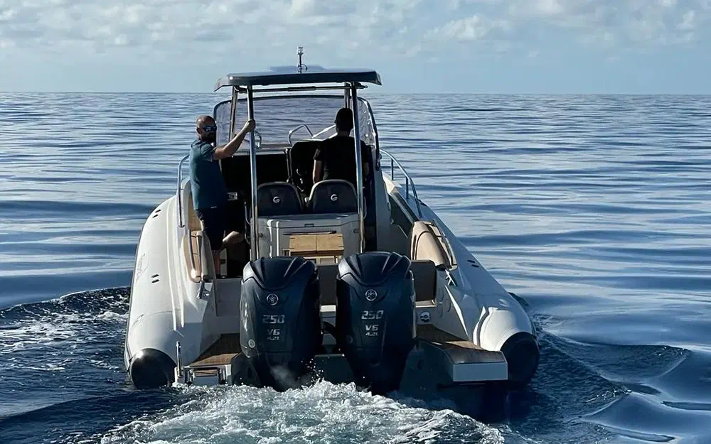 slider 10 Capelli Tempest 1000