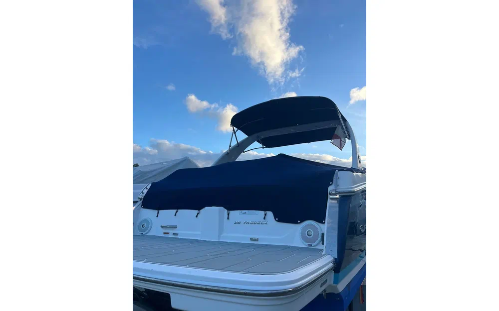 RegalRegal 26 Fasdeck