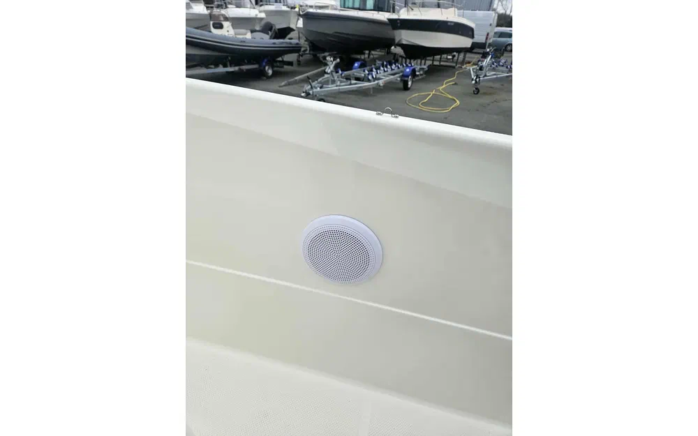 slider 13 Quicksilver Activ 605 Open