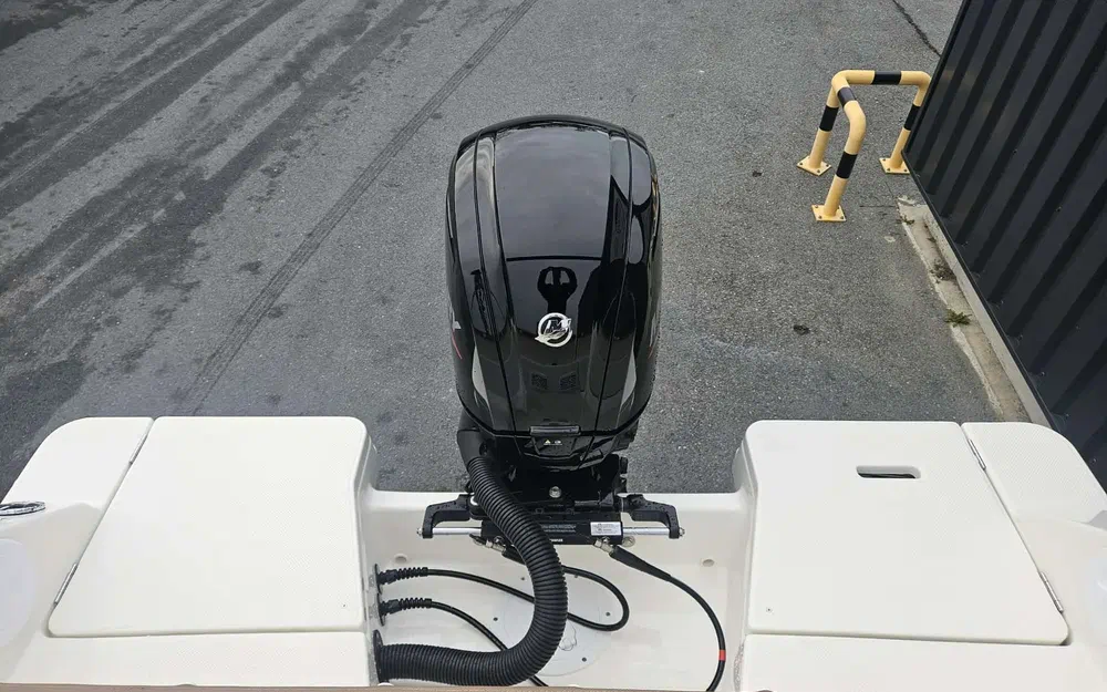 slider 23 Quicksilver Activ 605 Open