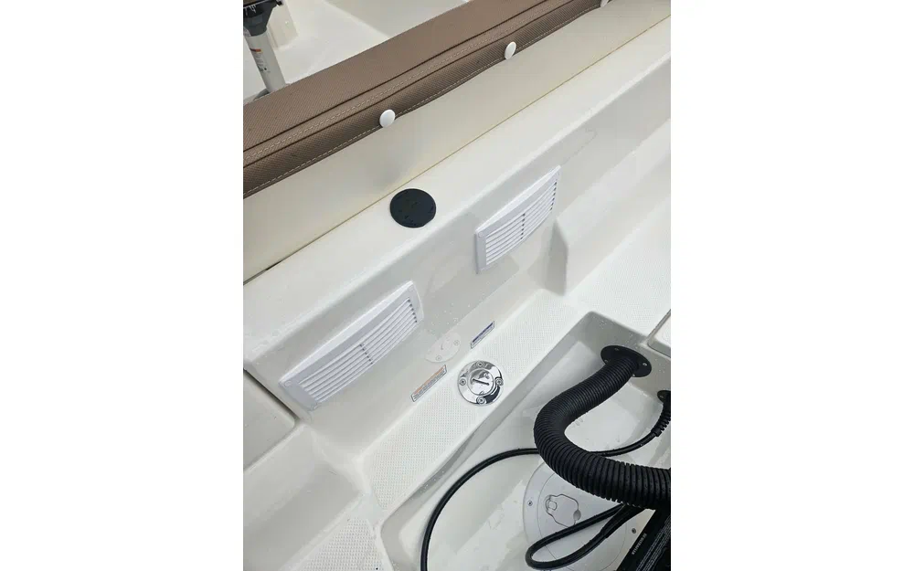 slider 26 Quicksilver Activ 605 Open