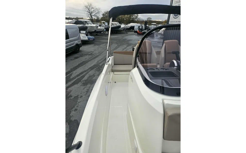 slider 9 Quicksilver Activ 605 Open