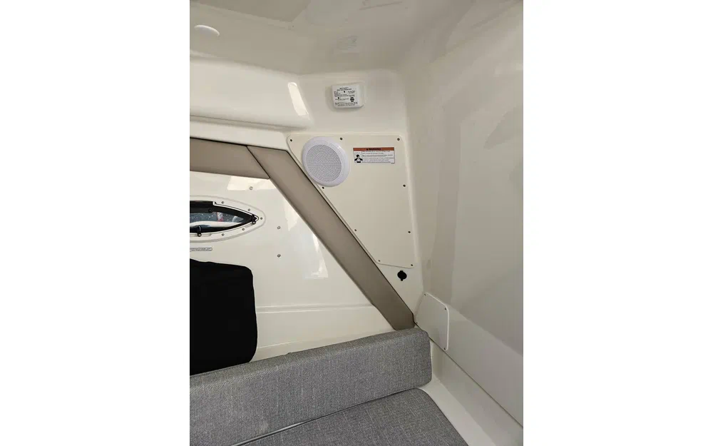 slider 13 Quicksilver Activ 755 Sundeck