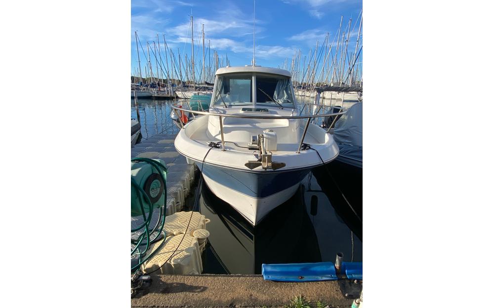 slider 2 Beneteau Antares 760