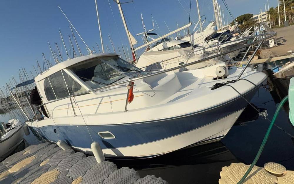 slider 6 Beneteau Antares 760