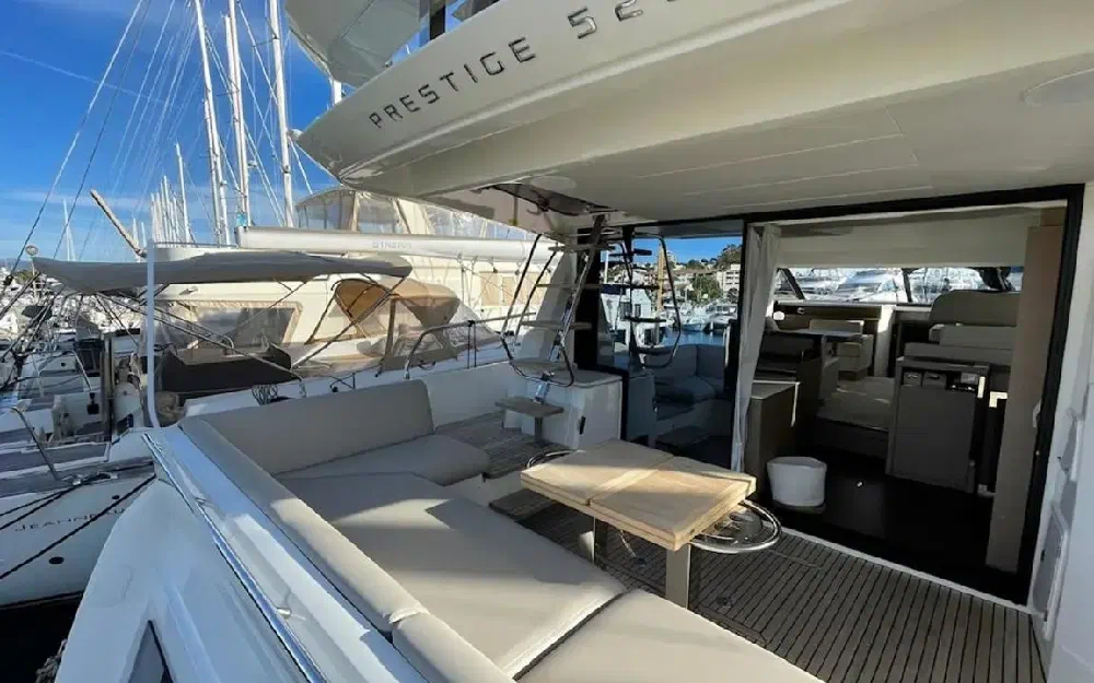 slider 3 Jeanneau Prestige 520