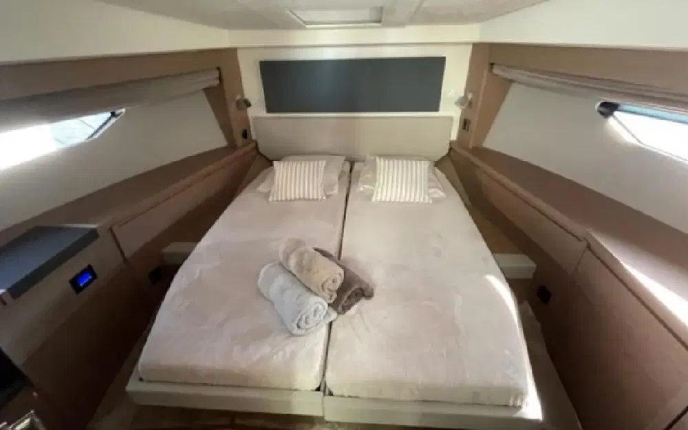 slider 8 Jeanneau Prestige 520