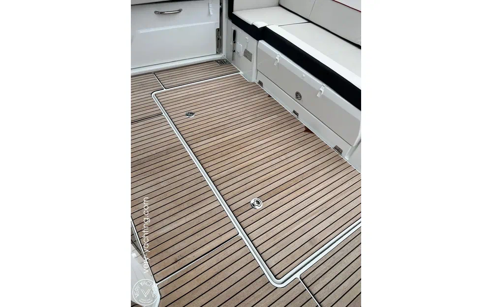 slider 13 Jeanneau Cap Camarat 10.5 WA