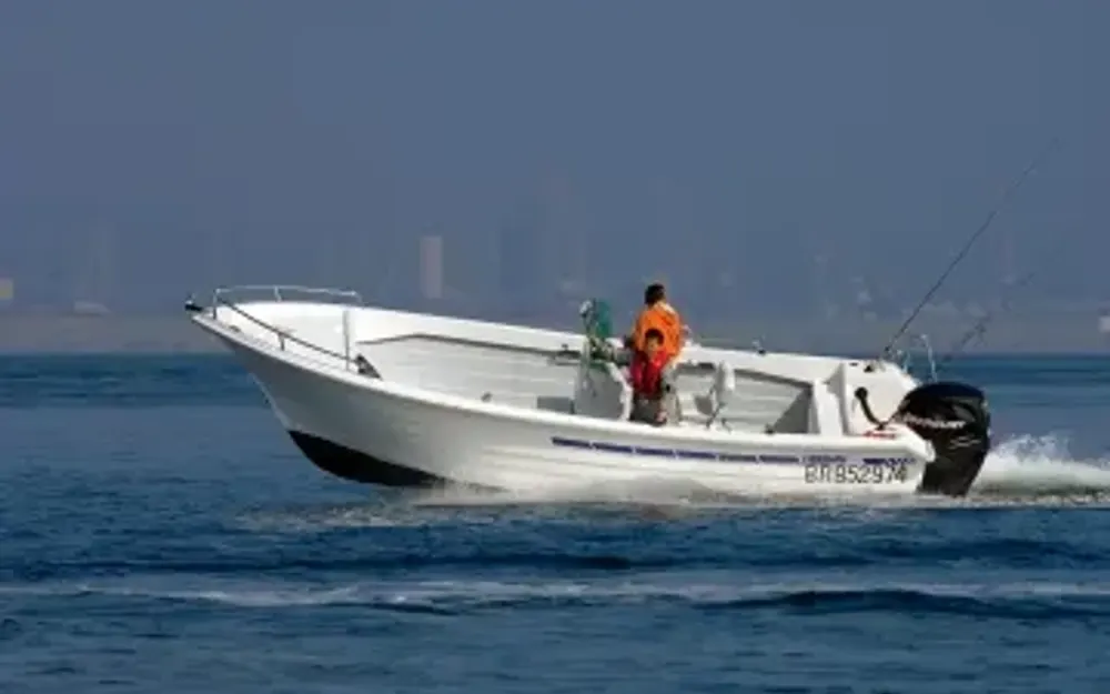 slider 1 Fibramar Pescador 700 - null