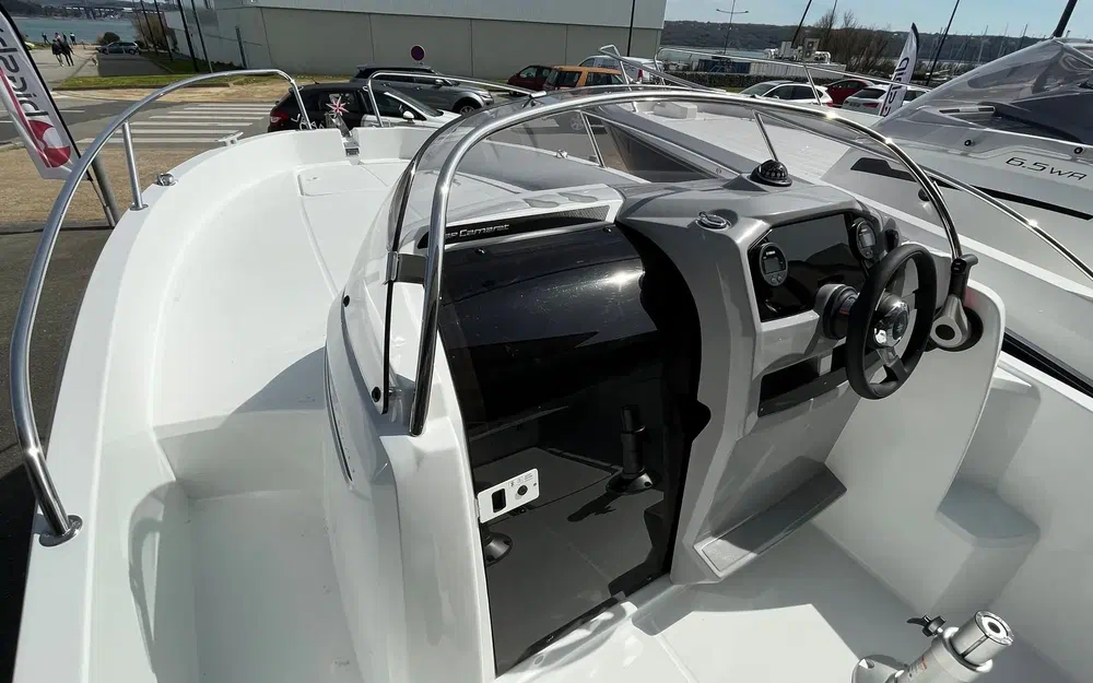 slider 5 Jeanneau Cap Camarat 5.5 WA