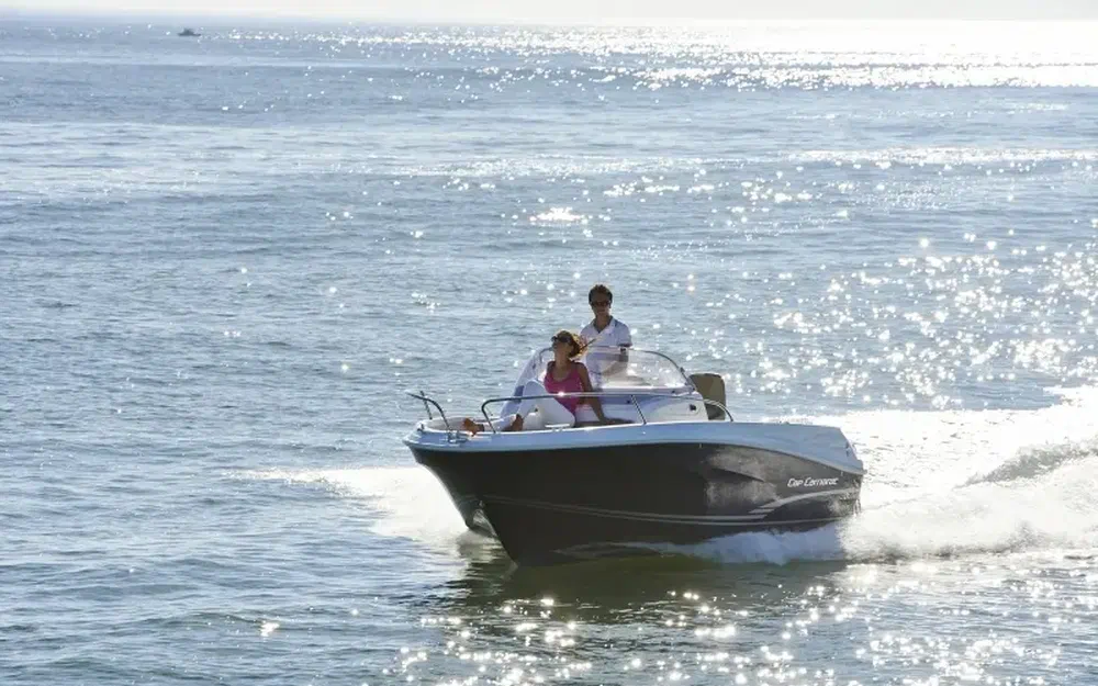 slider 7 Jeanneau Cap Camarat 5.5 WA