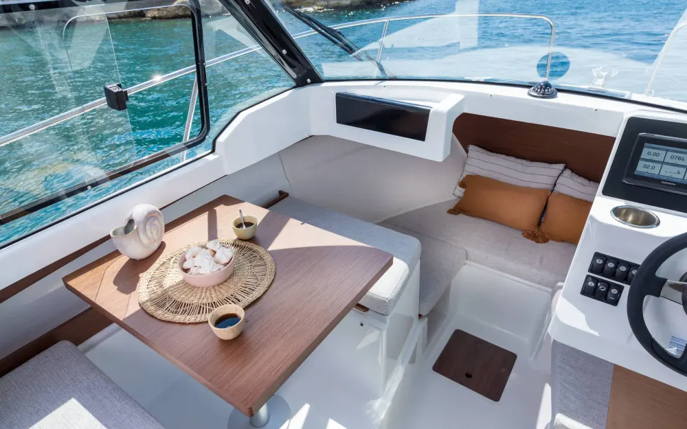 slider 15 Jeanneau Merry Fisher 605 - null