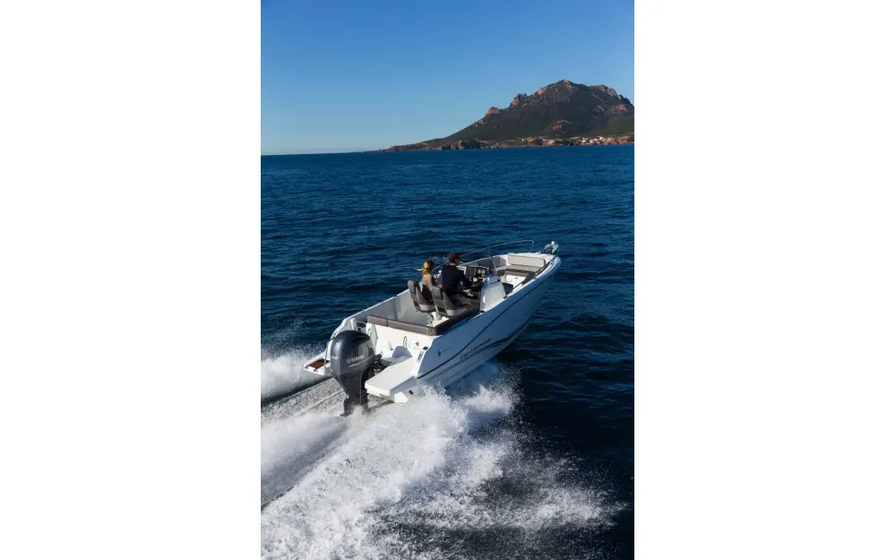 slider 19 Jeanneau Cap Camarat 6.5 CC Serie 3 - null