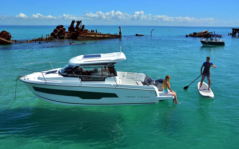 slider 0 Jeanneau Merry Fisher 695