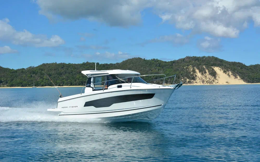 slider 3 Jeanneau Merry Fisher 695