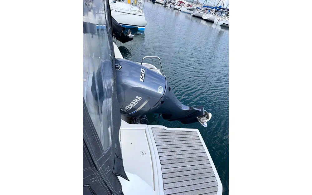 slider 12 Jeanneau Merry Fisher 795