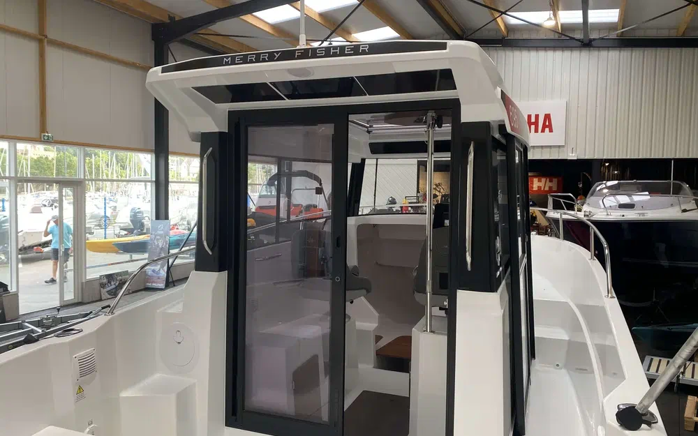 slider 3 Jeanneau Merry Fisher 695
