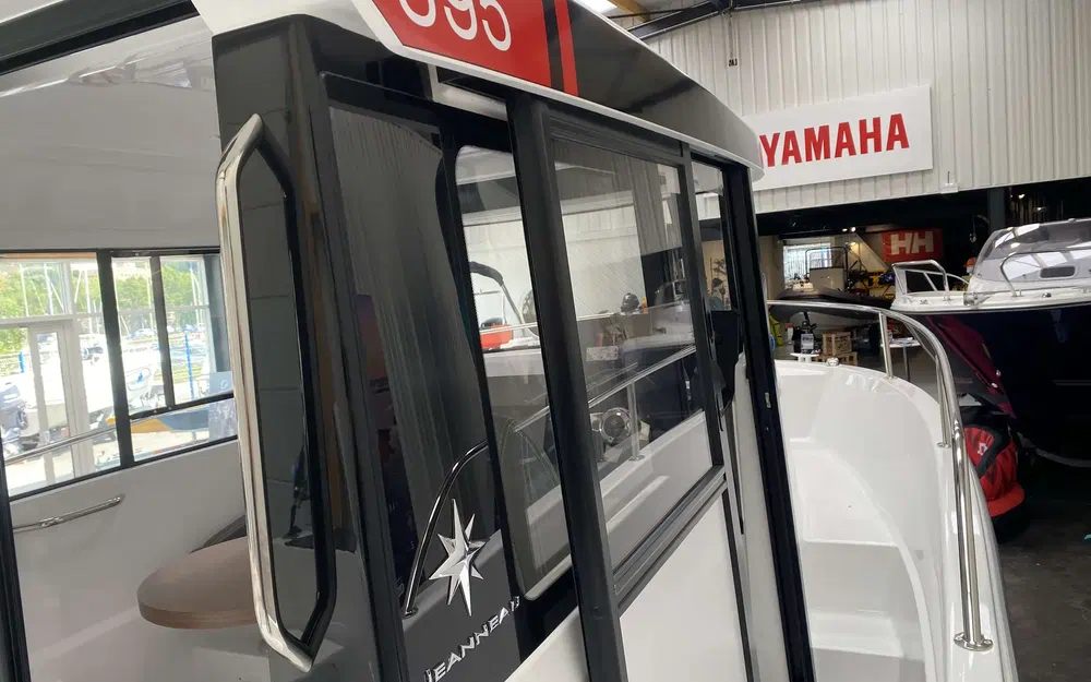 slider 5 Jeanneau Merry Fisher 695