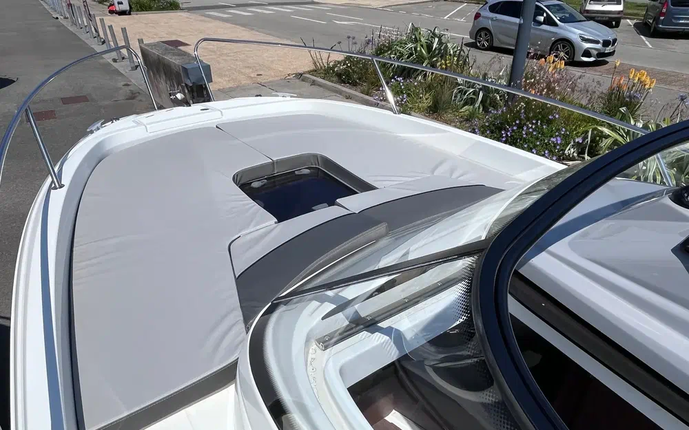 slider 8 Jeanneau Cap Camarat 7.5 WA