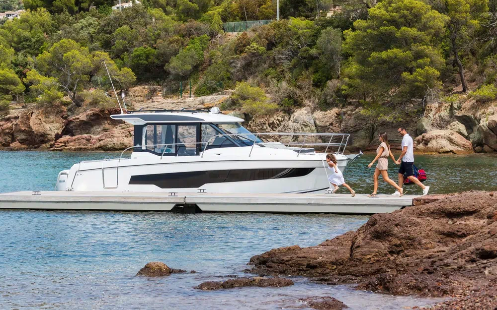 slider 0 Jeanneau Merry Fisher 895