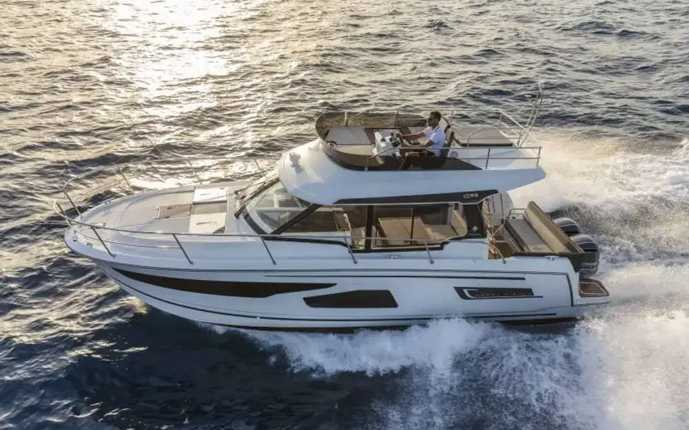 slider 0 Jeanneau Merry Fisher 1095