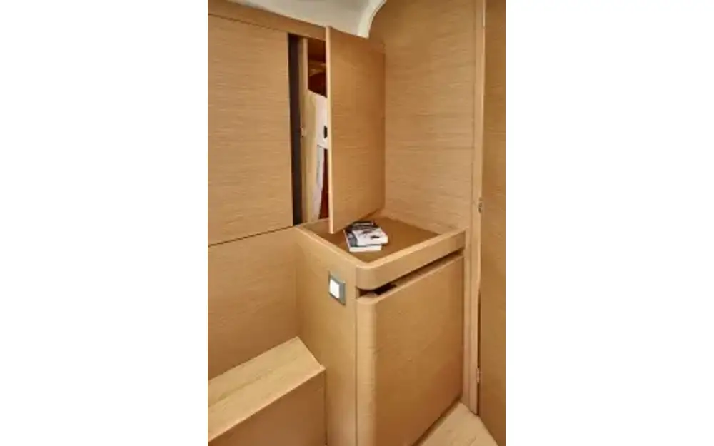 slider 16 Jeanneau Sun Odyssey 440