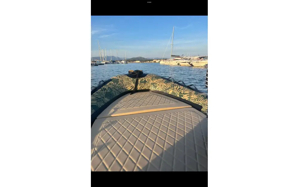 slider 11 Océan Skull Zeus 550