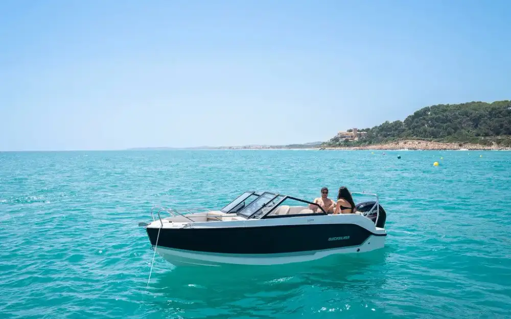 slider 3 Quicksilver Activ 555 Bowrider