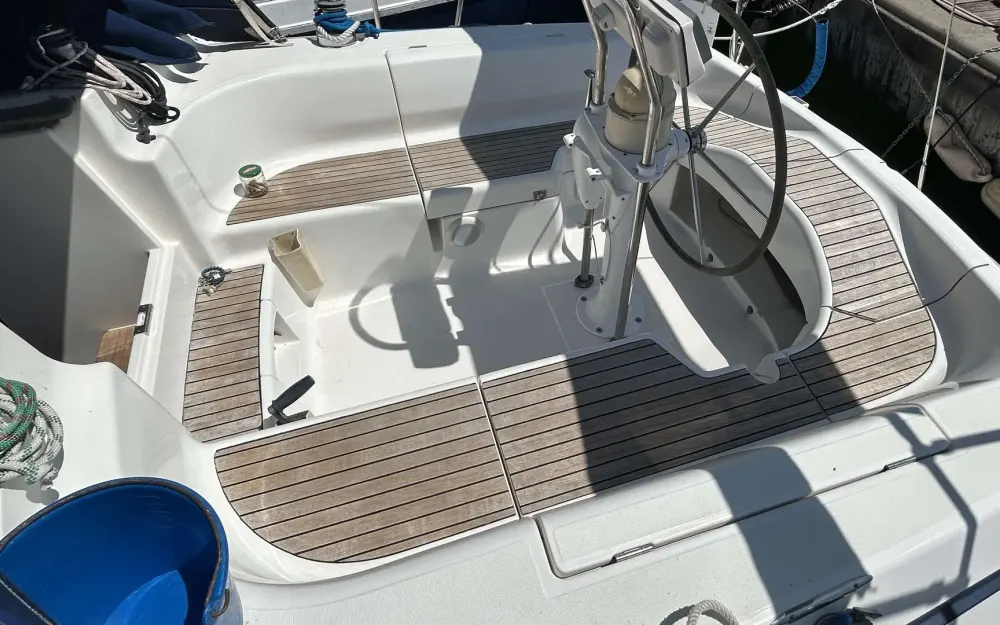 slider 4 Dufour  36 Classic