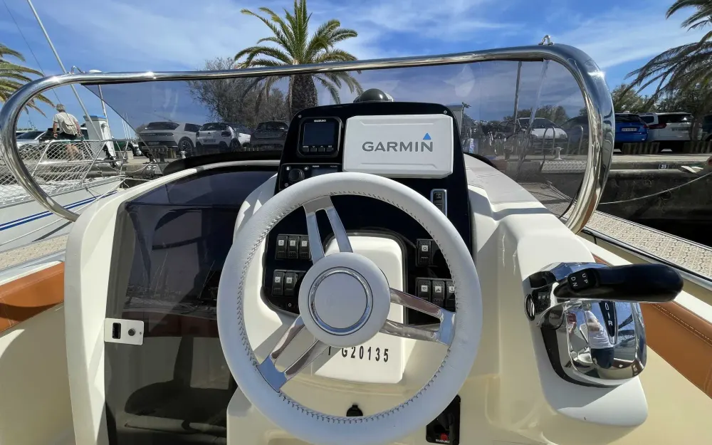 slider 12 Invictus  240 FX