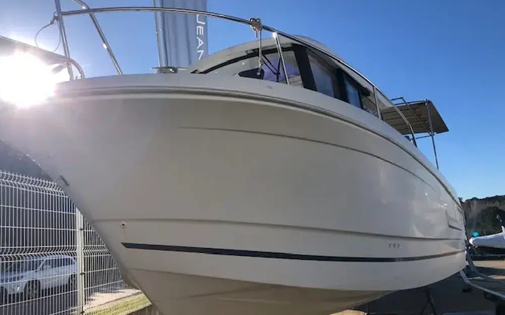 slider 1 Jeanneau Merry Fisher 855