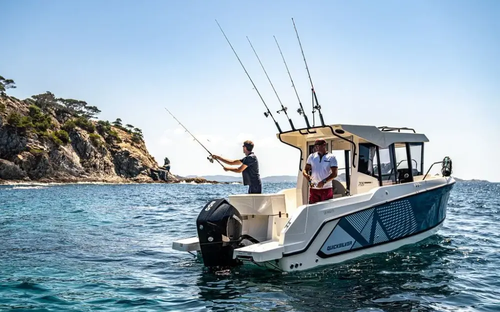 slider 1 Quicksilver Activ 805 Pilothouse - null