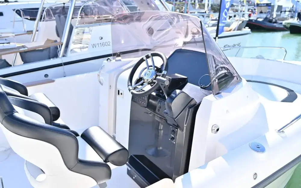 slider 11 Ocqueteau Abaco 600 Open