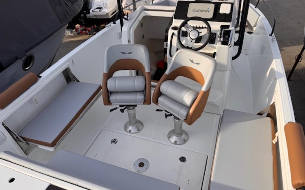 slider 4 Beneteau Flyer 7 SPACEdeck