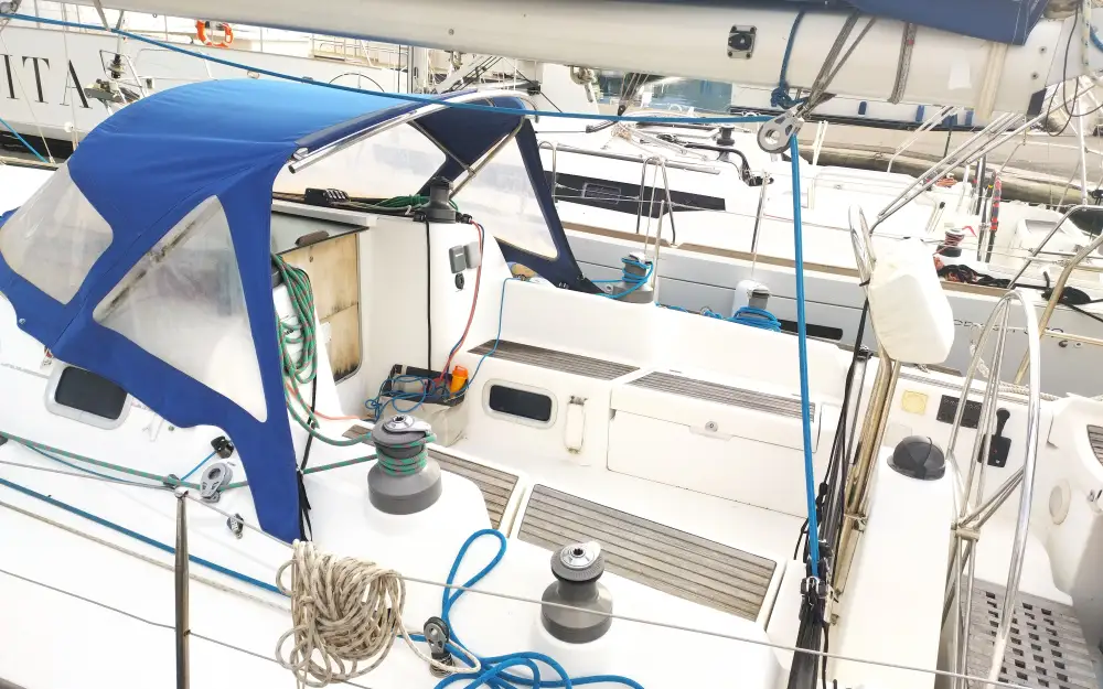 slider 1 Beneteau First 40.7