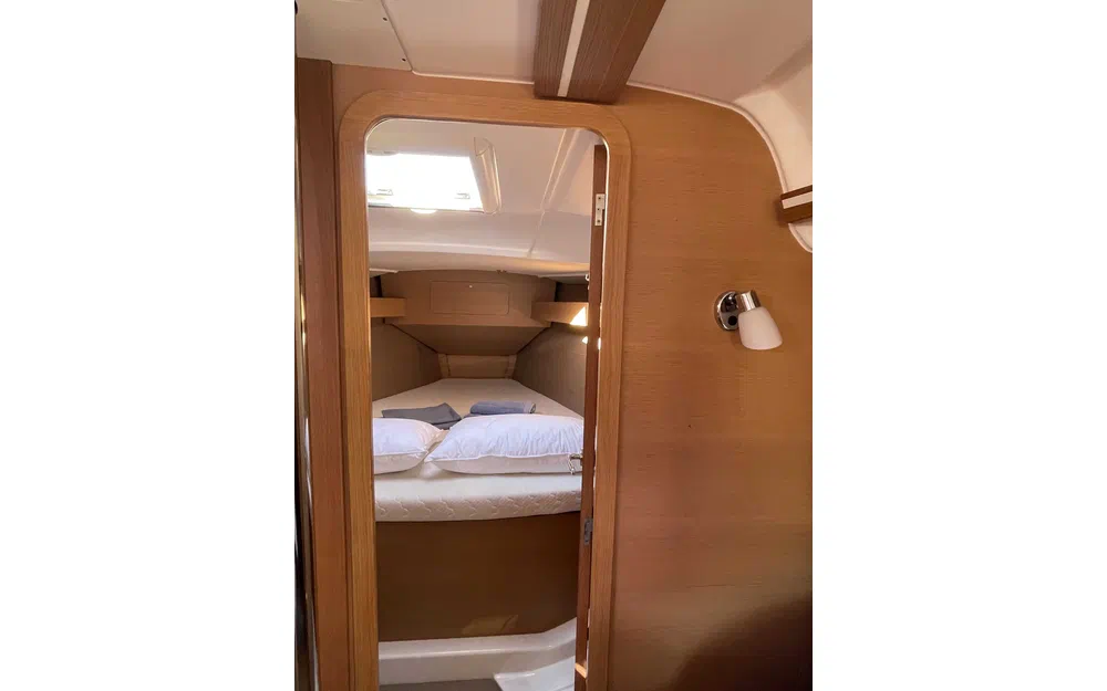 slider 16 Dufour 335