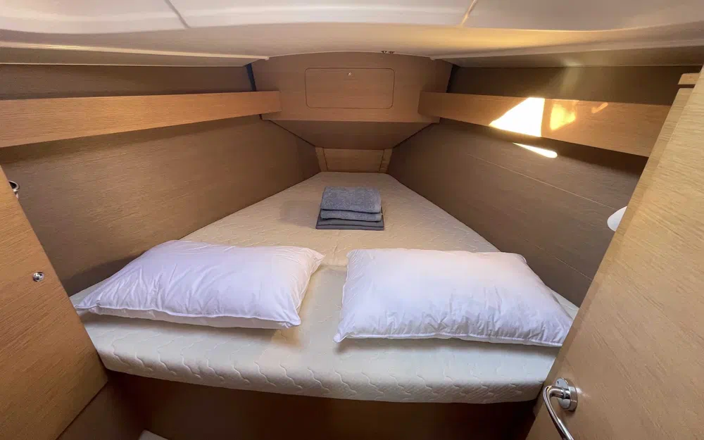 slider 17 Dufour 335