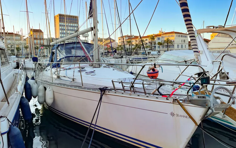 slider 0 Jeanneau Sun Odyssey 42 CC