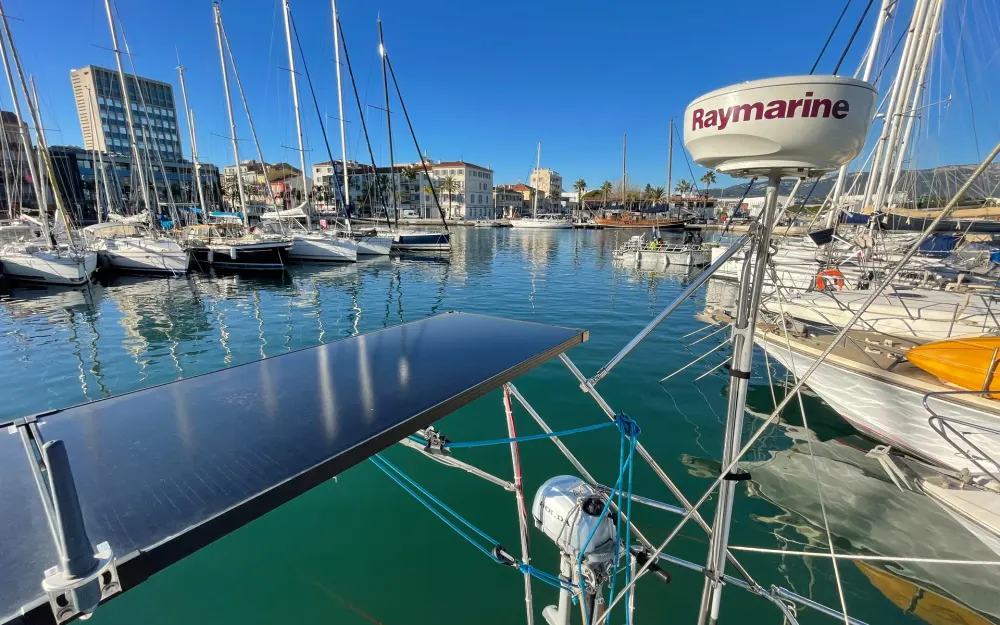 slider 16 Jeanneau Sun Odyssey 42 CC