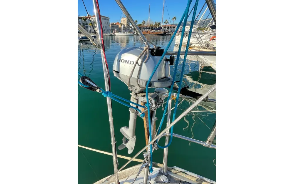 slider 21 Jeanneau Sun Odyssey 42 CC