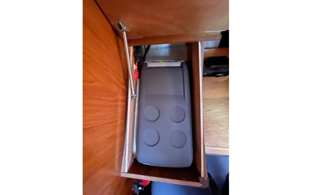 slider 40 Jeanneau Sun Odyssey 42 CC