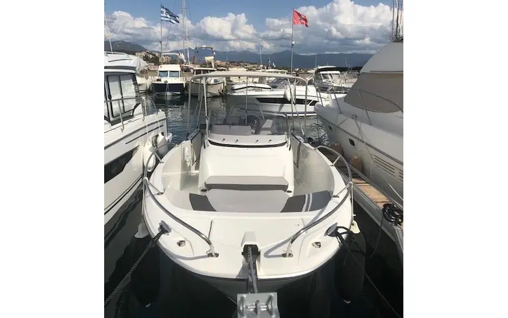 slider 8 Jeanneau Cap Camarat 6.5 CC