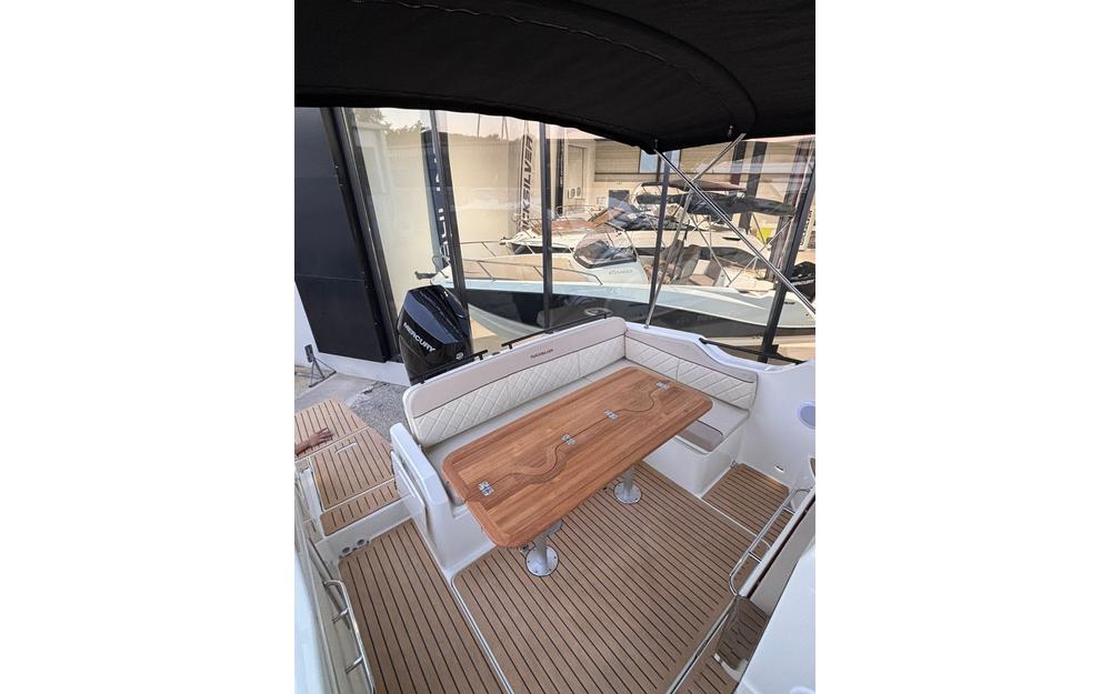 slider 6 Quicksilver Activ 875 Sundeck