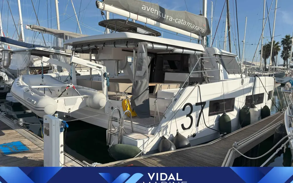 Indigo YachtAventura 37