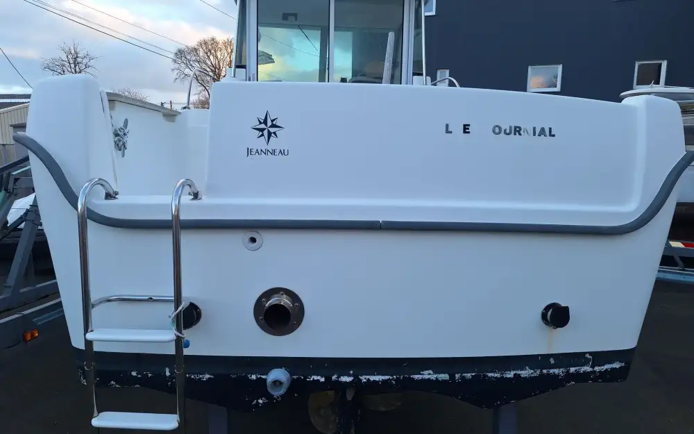 slider 1 Jeanneau Merry Fisher 635