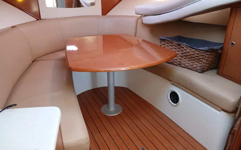 slider 13 Jeanneau Prestige 30