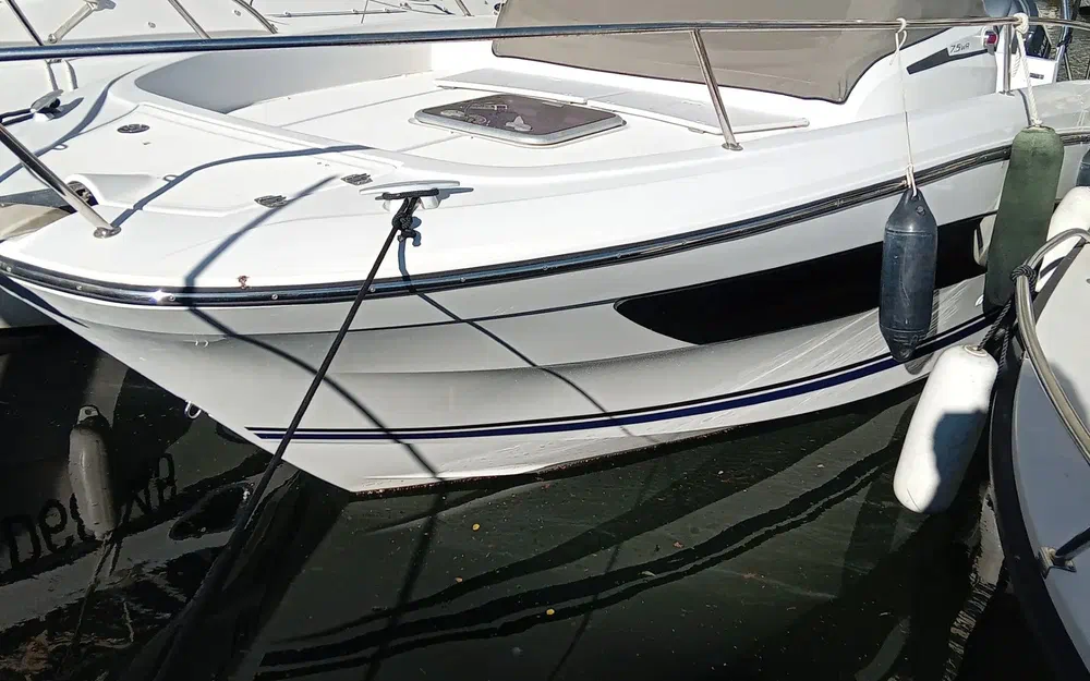 slider 0 Jeanneau Cap Camarat 7.5 WA